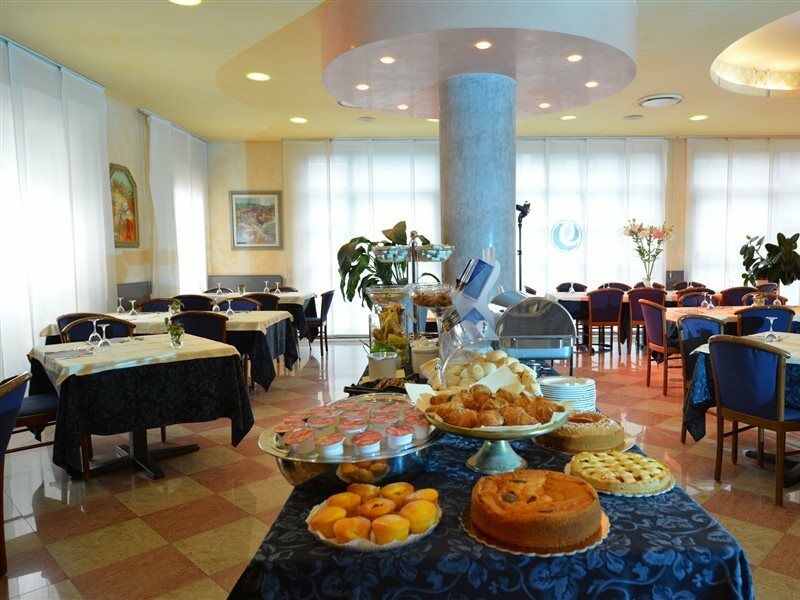 Hotel Eden Valeggio sul Mincio Exterior photo